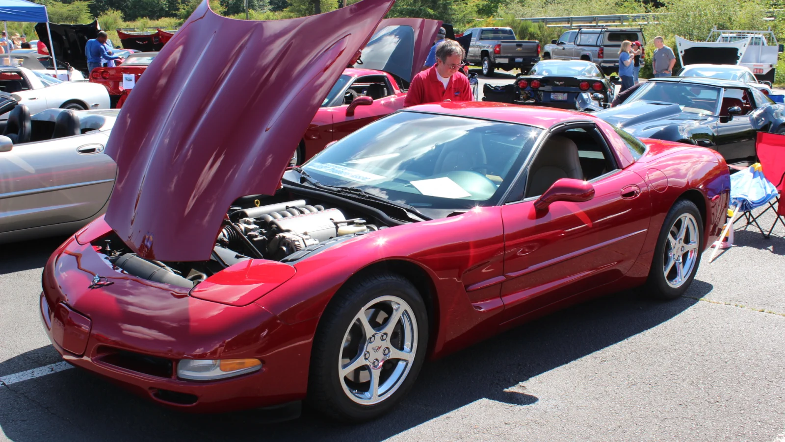 Corvette Generations/C5/C5 Red (2).webp